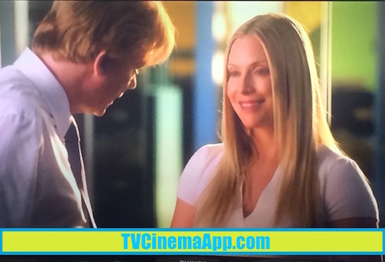 TVCinemaApp.com - CSI Miami: The First Time Calleigh Duquesne (Emily Procter) Met Horatio Caine (David Stephen Caruso) in the Old PD, Before Establishing the New CSI Lab in Miami.
