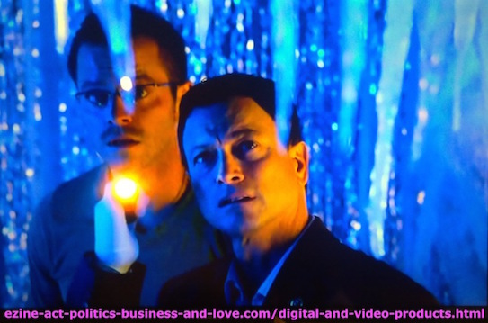 I Watch Best TV Photo Gallery: Gary Sinise as Mac Taylor and Carmine Dominick Giovinazzo as Danny Messer on CSI NY.